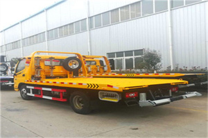 绥阳附近拖车救援搭电